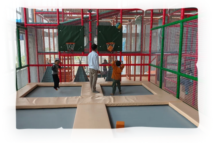 Basket Ball & Trampoline