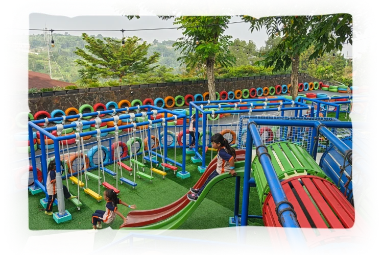 Hompim Yard